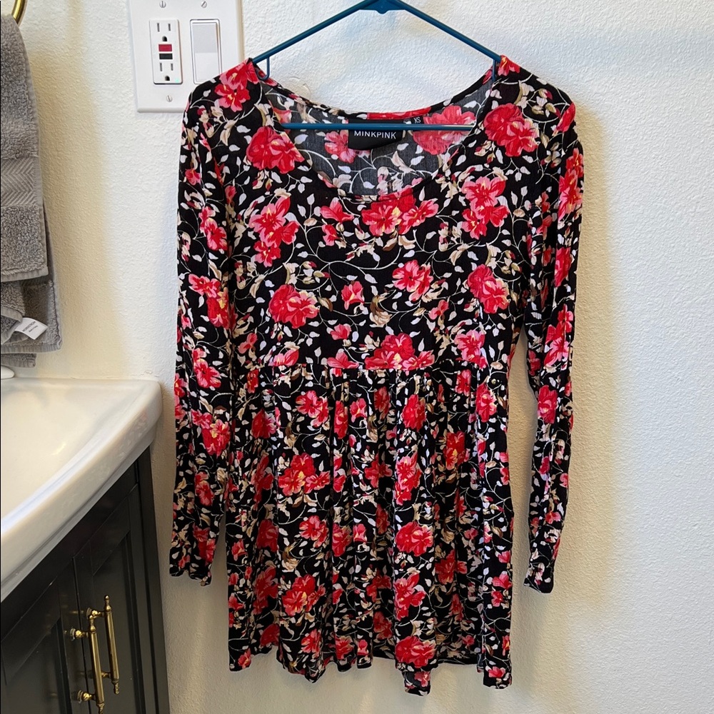 MINKPINK Red Floral Long Sleeve Dress size XS